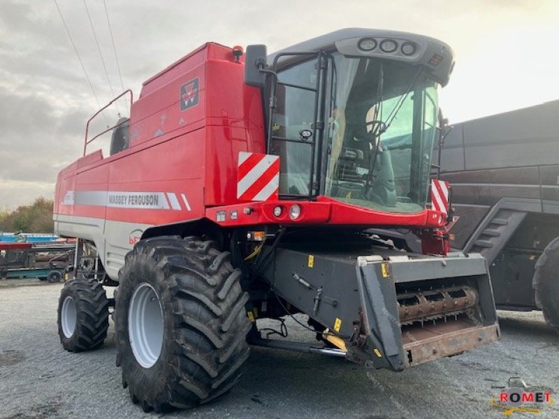 Mähdrescher typu Massey Ferguson 7270, Gebrauchtmaschine w Gennes sur glaize (Zdjęcie 2)