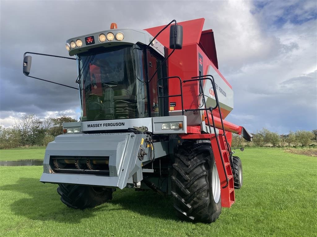 Mähdrescher typu Massey Ferguson 7274 Cerea 22F. PF. Rigtig velh., Gebrauchtmaschine v Brovst (Obrázok 1)