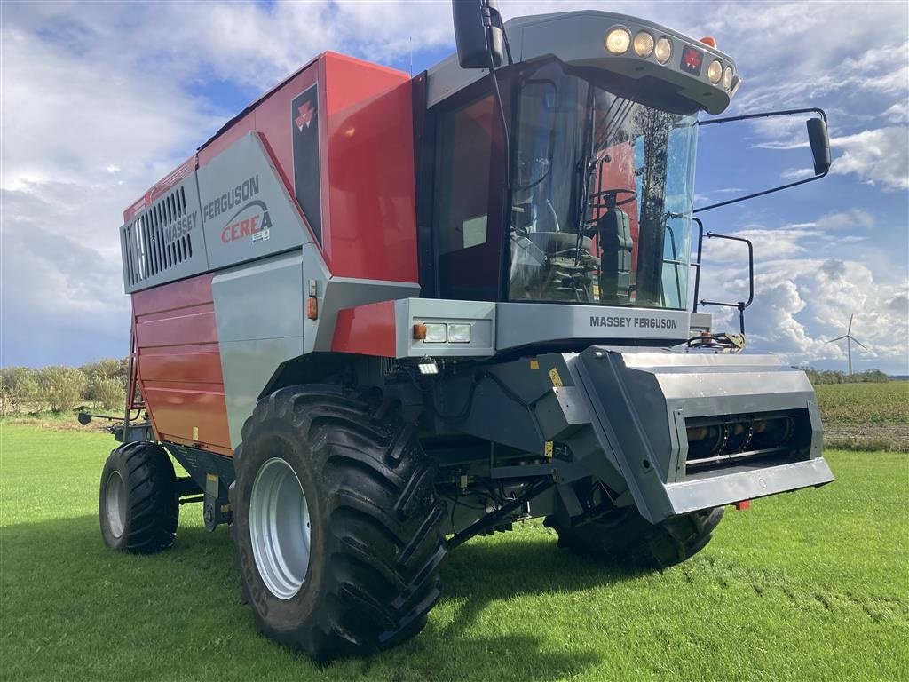 Mähdrescher del tipo Massey Ferguson 7274 Cerea Velholdt 22f. PF., Gebrauchtmaschine en Brovst (Imagen 1)