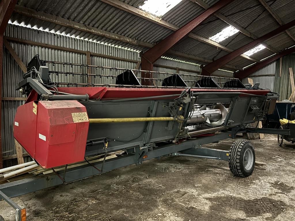 Mähdrescher van het type Massey Ferguson 7274, Gebrauchtmaschine in Sakskøbing (Foto 5)