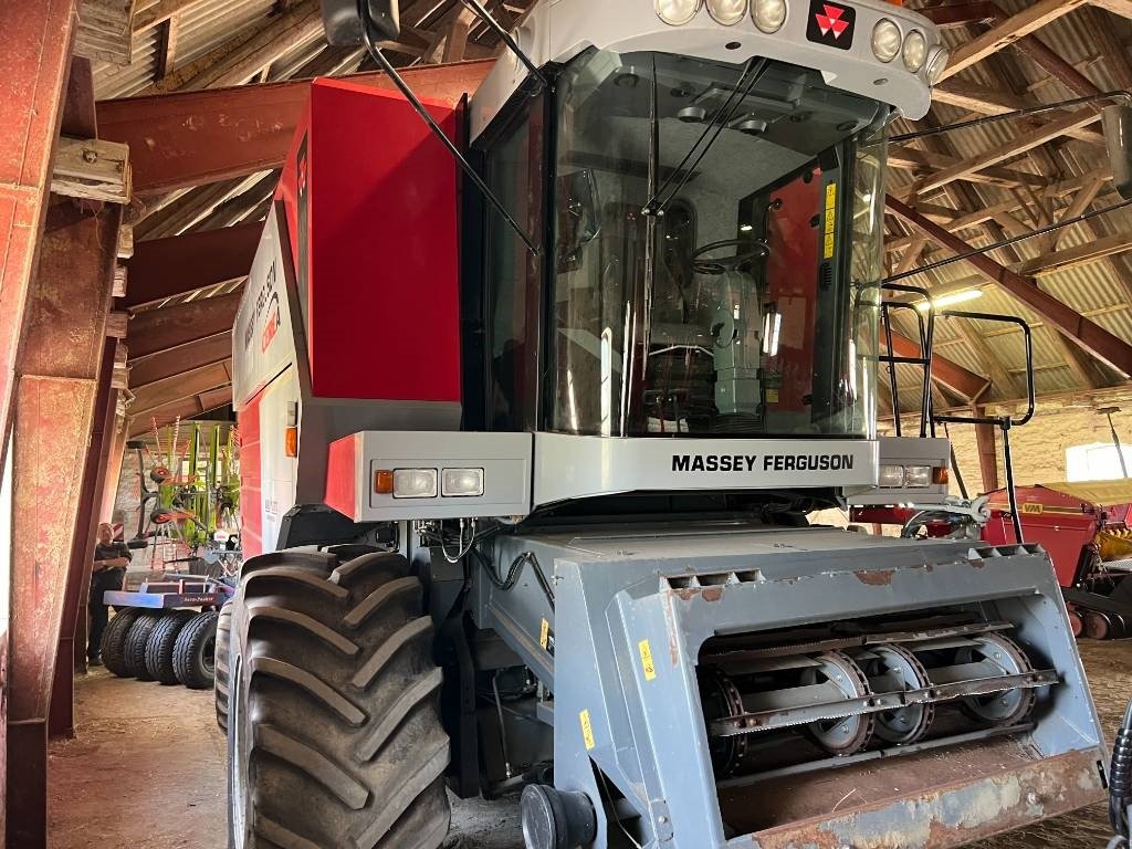 Mähdrescher του τύπου Massey Ferguson 7278 Cerea Lavt timetal, Gebrauchtmaschine σε Mern (Φωτογραφία 5)