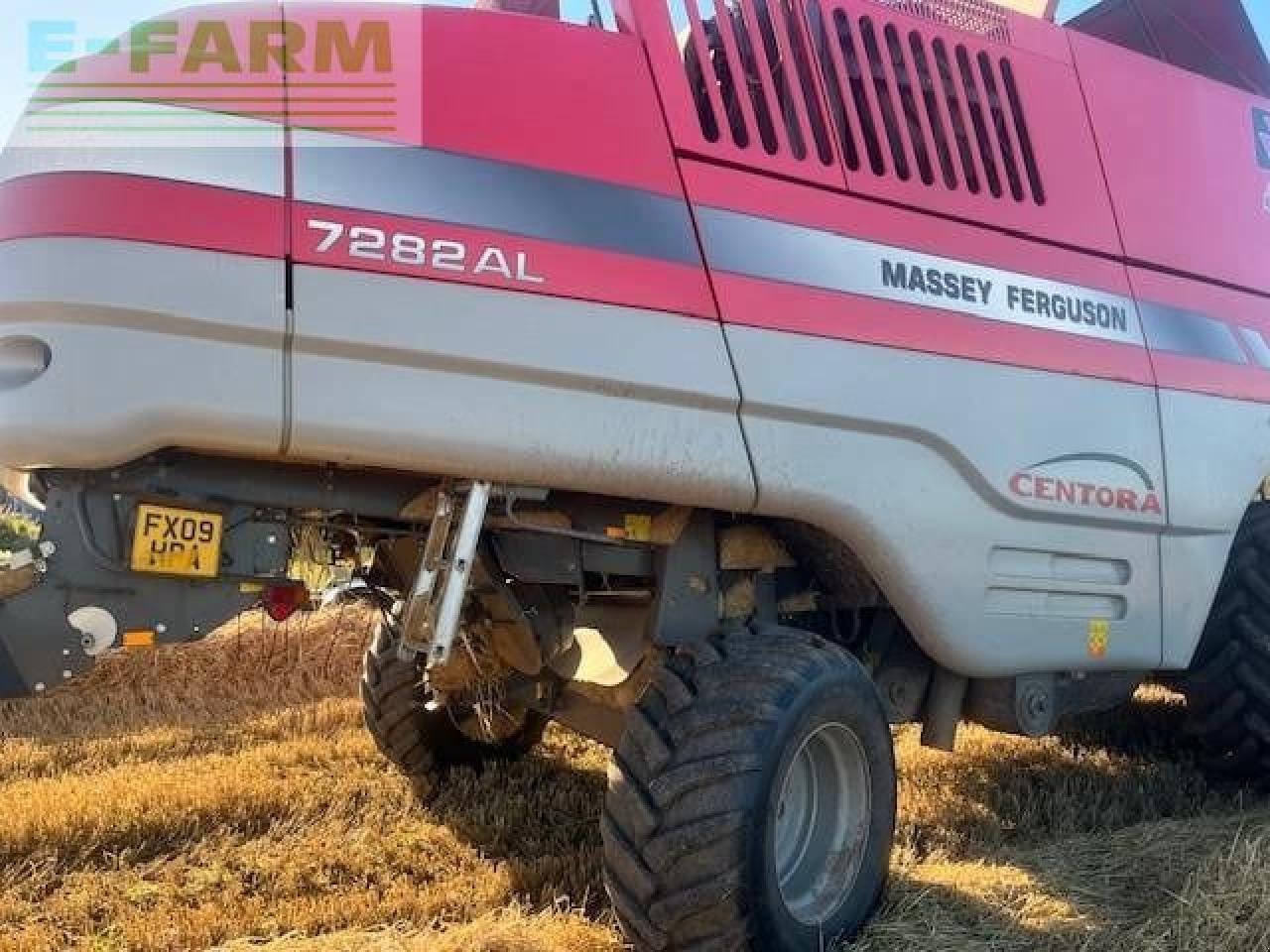 Mähdrescher typu Massey Ferguson 7282, Gebrauchtmaschine v LETHAM, FORFAR (Obrázek 3)