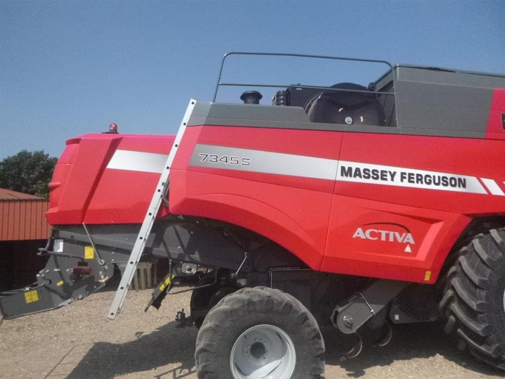 Mähdrescher a típus Massey Ferguson 7345S SUPER FLOT MASKINE, Gebrauchtmaschine ekkor: Skive (Kép 2)