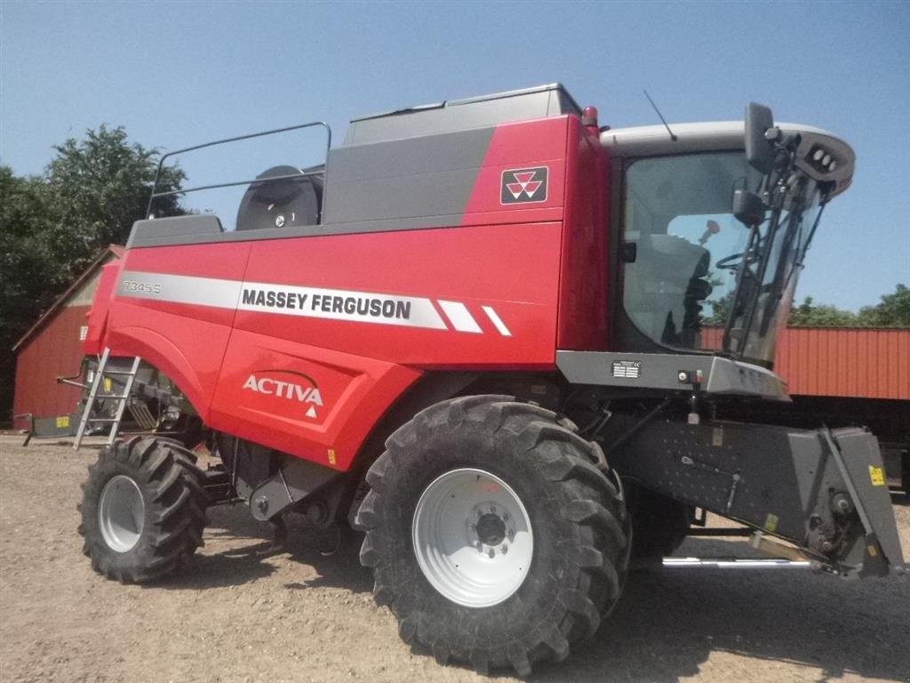 Mähdrescher des Typs Massey Ferguson 7345S TOPLÆKKER og godt udstyret., Gebrauchtmaschine in Skive (Bild 8)