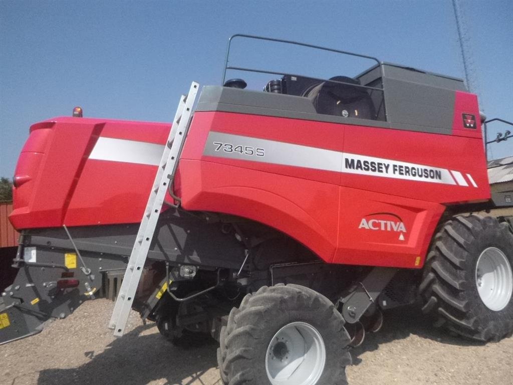 Mähdrescher tip Massey Ferguson 7345S TOPLÆKKER og godt udstyret., Gebrauchtmaschine in Skive (Poză 2)