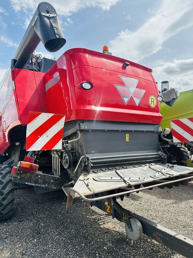 Mähdrescher Türe ait Massey Ferguson 7347S Activa MCS mit Schneidwerk, Gebrauchtmaschine içinde Hohenruppersdorf (resim 7)