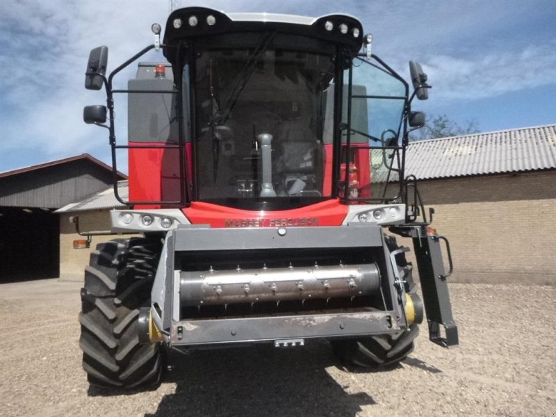 Mähdrescher Türe ait Massey Ferguson 7360 BETA Første høstår 2018 !!, Gebrauchtmaschine içinde Skive