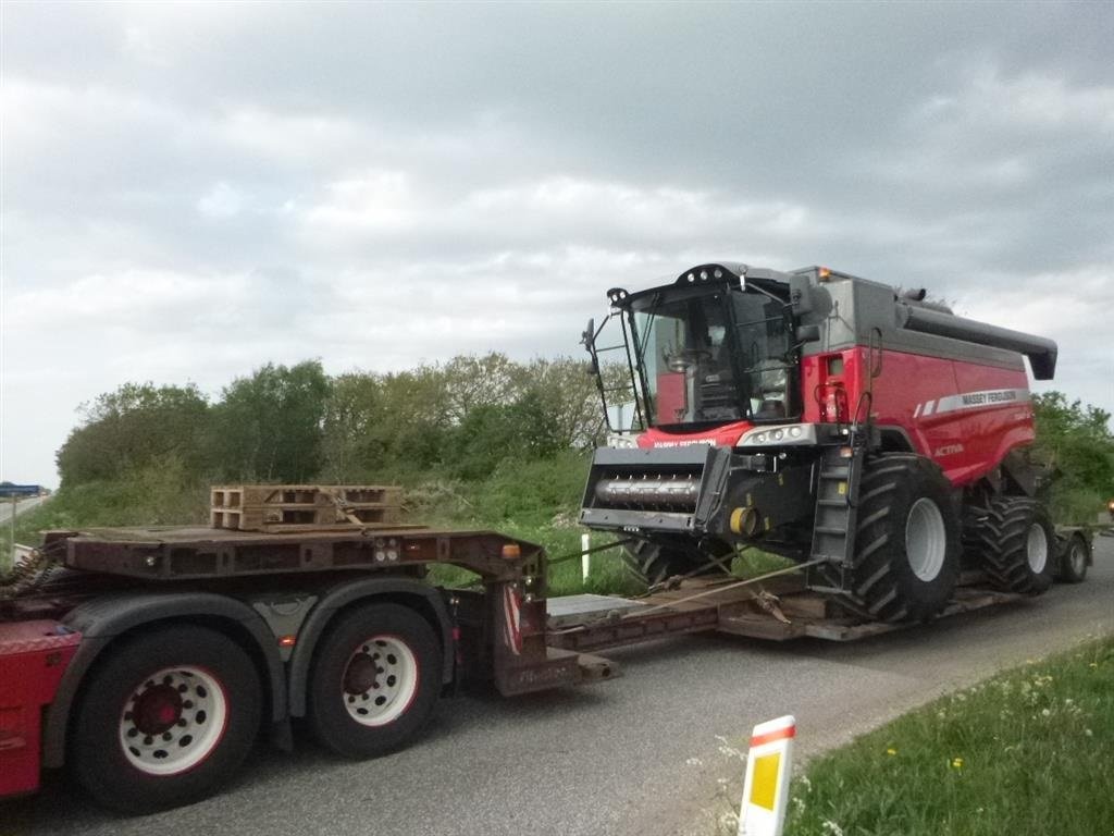 Mähdrescher des Typs Massey Ferguson 7360 BETA Første høstår 2018 !!, Gebrauchtmaschine in Skive (Bild 2)