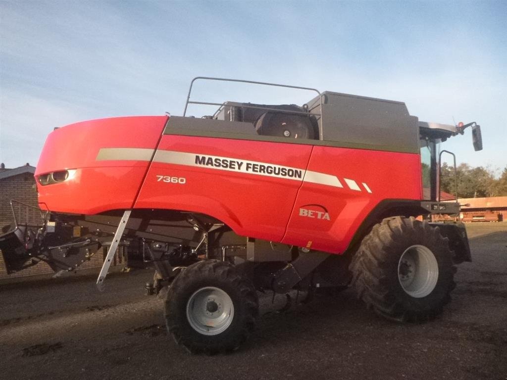 Mähdrescher del tipo Massey Ferguson 7360 BETA Første høstår 2018 !!, Gebrauchtmaschine In Skive (Immagine 4)