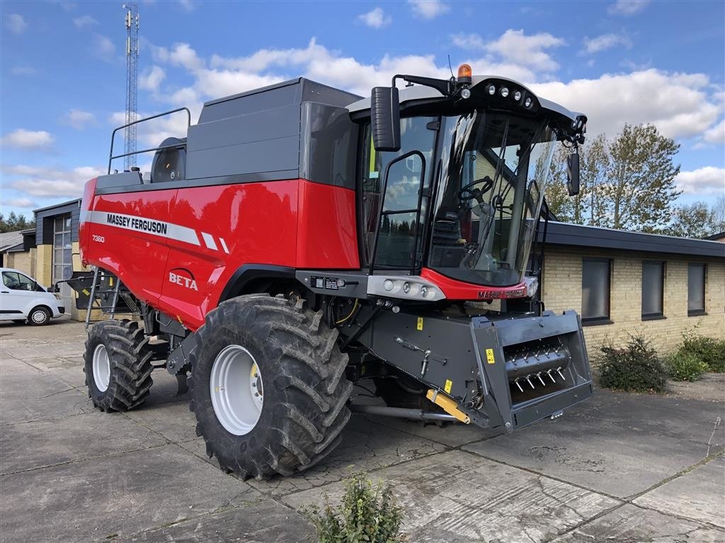 Mähdrescher typu Massey Ferguson 7360 BETA, Gebrauchtmaschine v Skive (Obrázek 1)