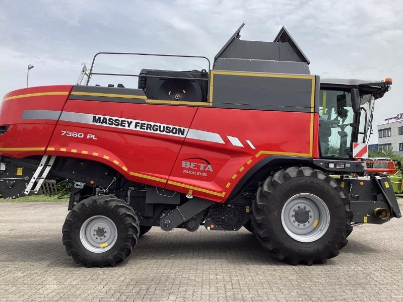 Mähdrescher du type Massey Ferguson 7360 PLA Beta, Gebrauchtmaschine en Hockenheim (Photo 5)