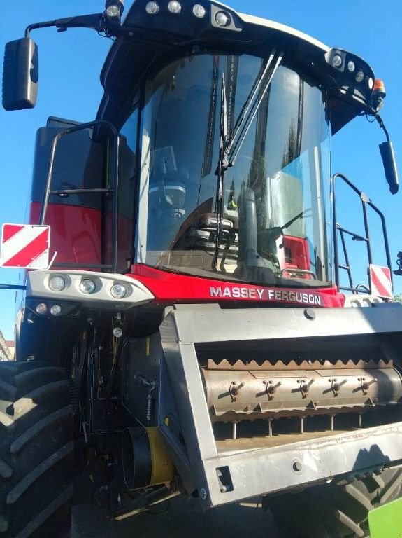 Mähdrescher van het type Massey Ferguson 7360 PLI, Gebrauchtmaschine in LOMBEZ (Foto 5)