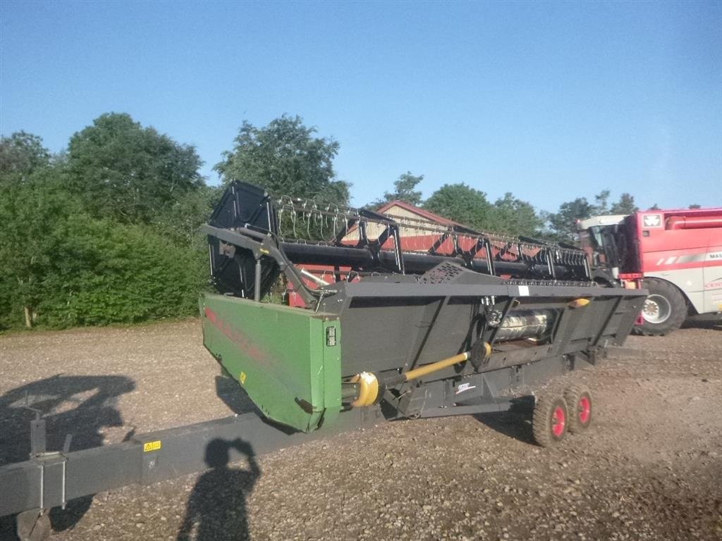 Mähdrescher of the type Massey Ferguson 7370 Beta I FENDT 6335C MODEL, Gebrauchtmaschine in Skive (Picture 7)