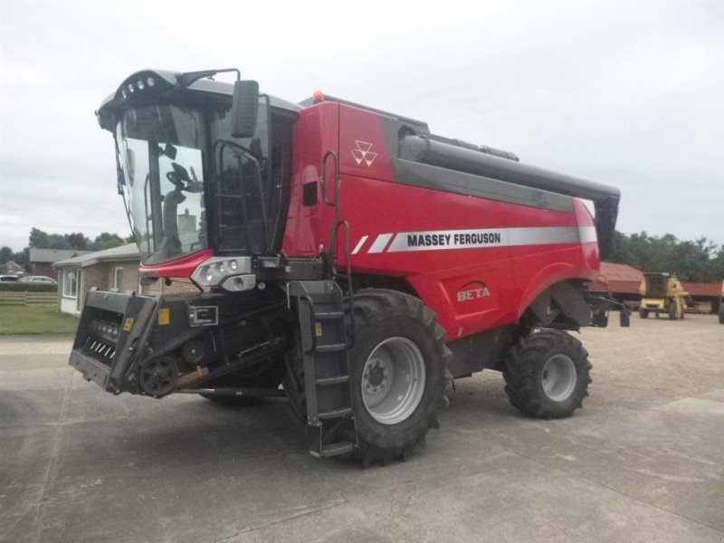 Mähdrescher van het type Massey Ferguson 7370 Beta SKYLINE, 22 fods POWER FLOW, Gebrauchtmaschine in Skive