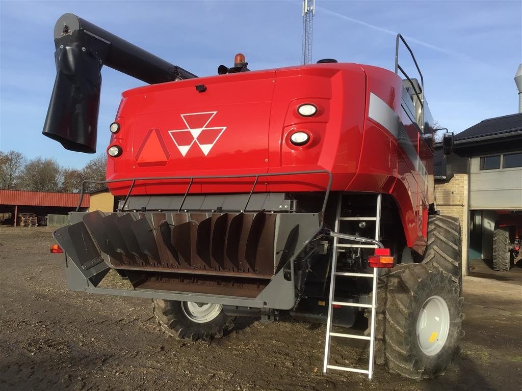 Mähdrescher des Typs Massey Ferguson 7370 Beta Skyline, Gebrauchtmaschine in Skive (Bild 6)