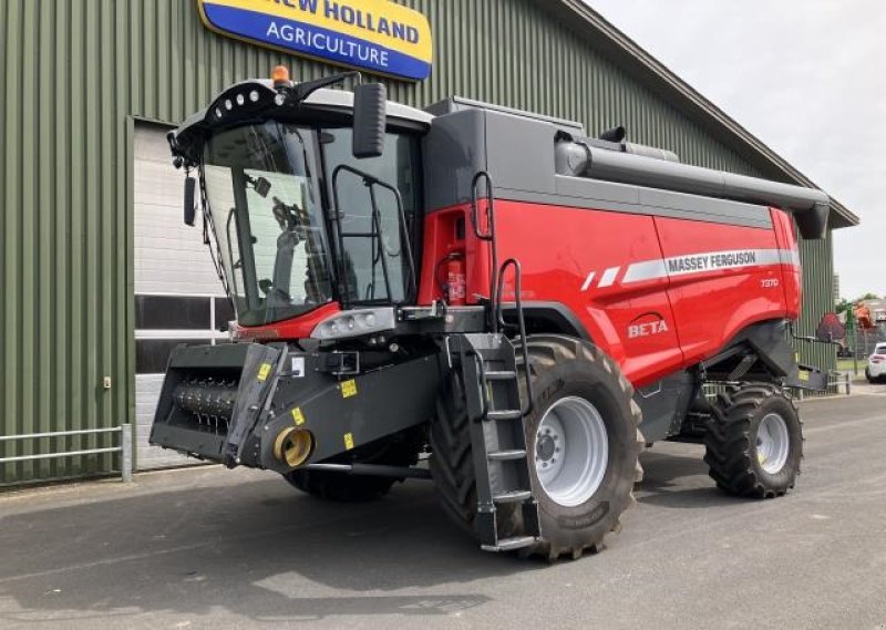 Mähdrescher du type Massey Ferguson 7370 BETA, Gebrauchtmaschine en Middelfart (Photo 5)