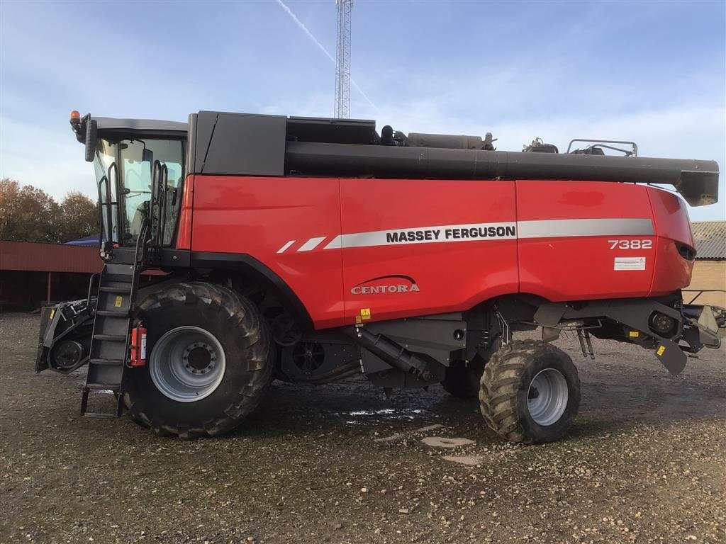 Mähdrescher des Typs Massey Ferguson 7382, Gebrauchtmaschine in Skive (Bild 7)