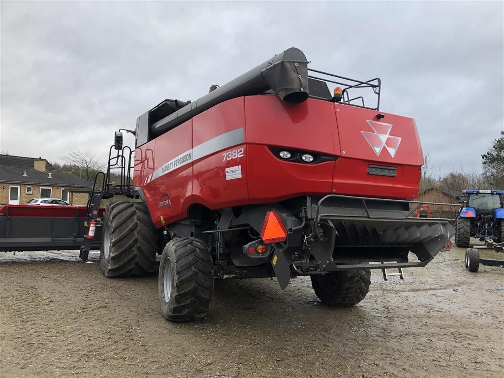 Mähdrescher от тип Massey Ferguson 7382, Gebrauchtmaschine в Skive (Снимка 4)