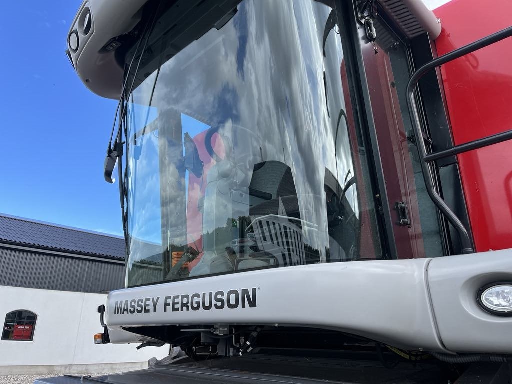 Mähdrescher van het type Massey Ferguson 9280 AL, Gebrauchtmaschine in Mariager (Foto 3)