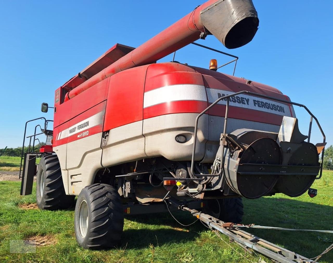 Mähdrescher des Typs Massey Ferguson 9280 AL, Gebrauchtmaschine in Pragsdorf (Bild 3)