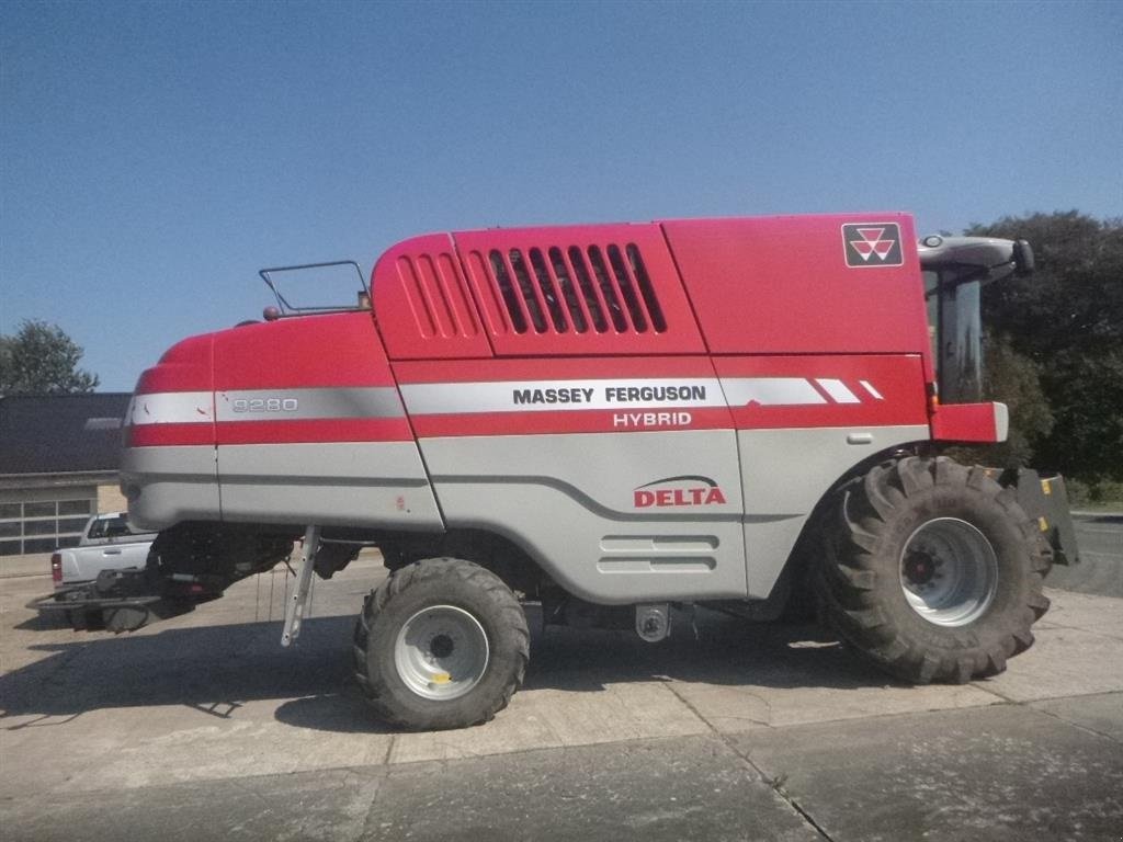 Mähdrescher типа Massey Ferguson 9280 DELTA HYBRID 4WD-30 FODS Danmarks billigste, Gebrauchtmaschine в Skive (Фотография 3)