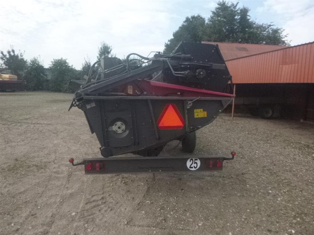 Mähdrescher du type Massey Ferguson 9280 Delta Hybrid ÅRGANG 2013, Gebrauchtmaschine en Skive (Photo 8)