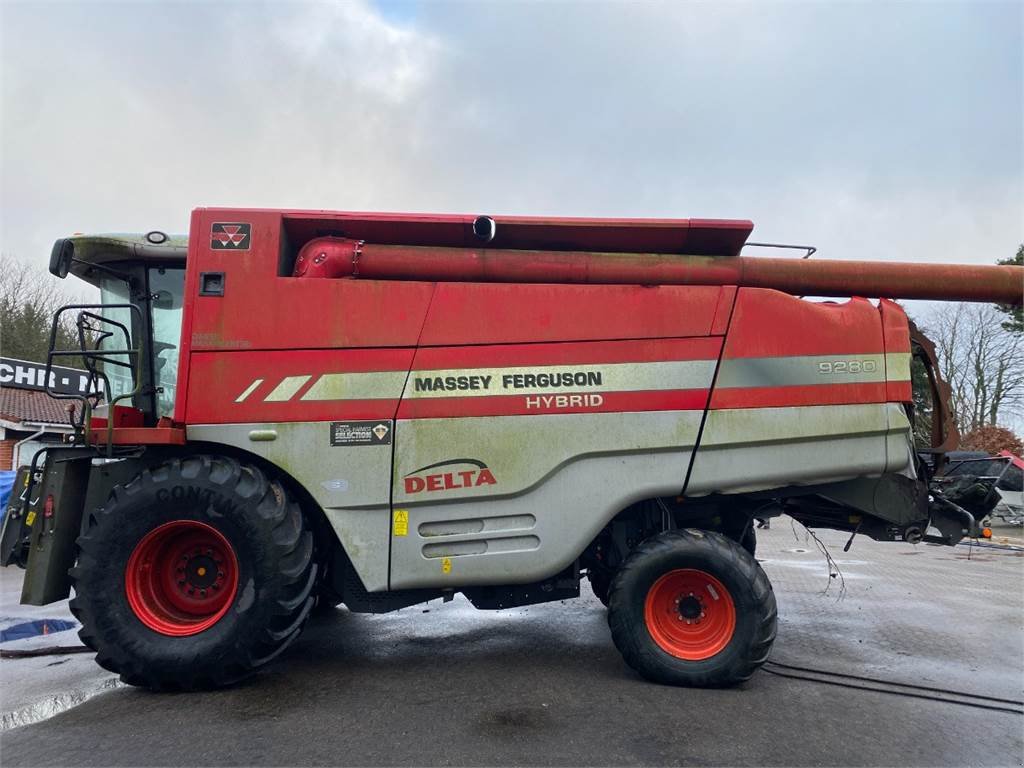 Mähdrescher du type Massey Ferguson 9280, Gebrauchtmaschine en Hemmet (Photo 15)