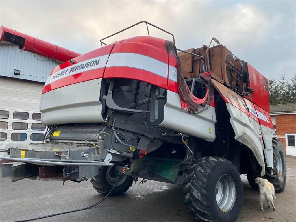 Mähdrescher tip Massey Ferguson 9280, Gebrauchtmaschine in Hemmet (Poză 5)