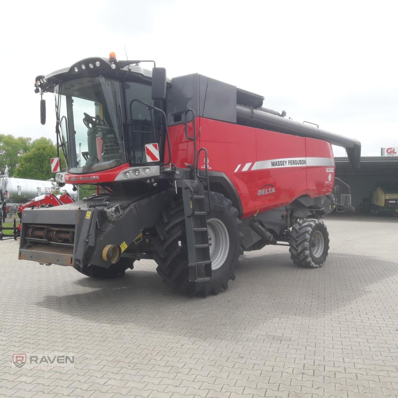 Mähdrescher of the type Massey Ferguson 9380 Delta Fendt 9490 X, Mietmaschine in Sulingen (Picture 8)