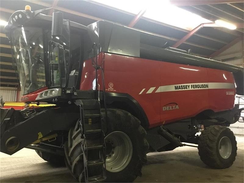 Mähdrescher van het type Massey Ferguson 9380 Delta Hybrid GII Powerflov 10,5m., Gebrauchtmaschine in Mern (Foto 2)