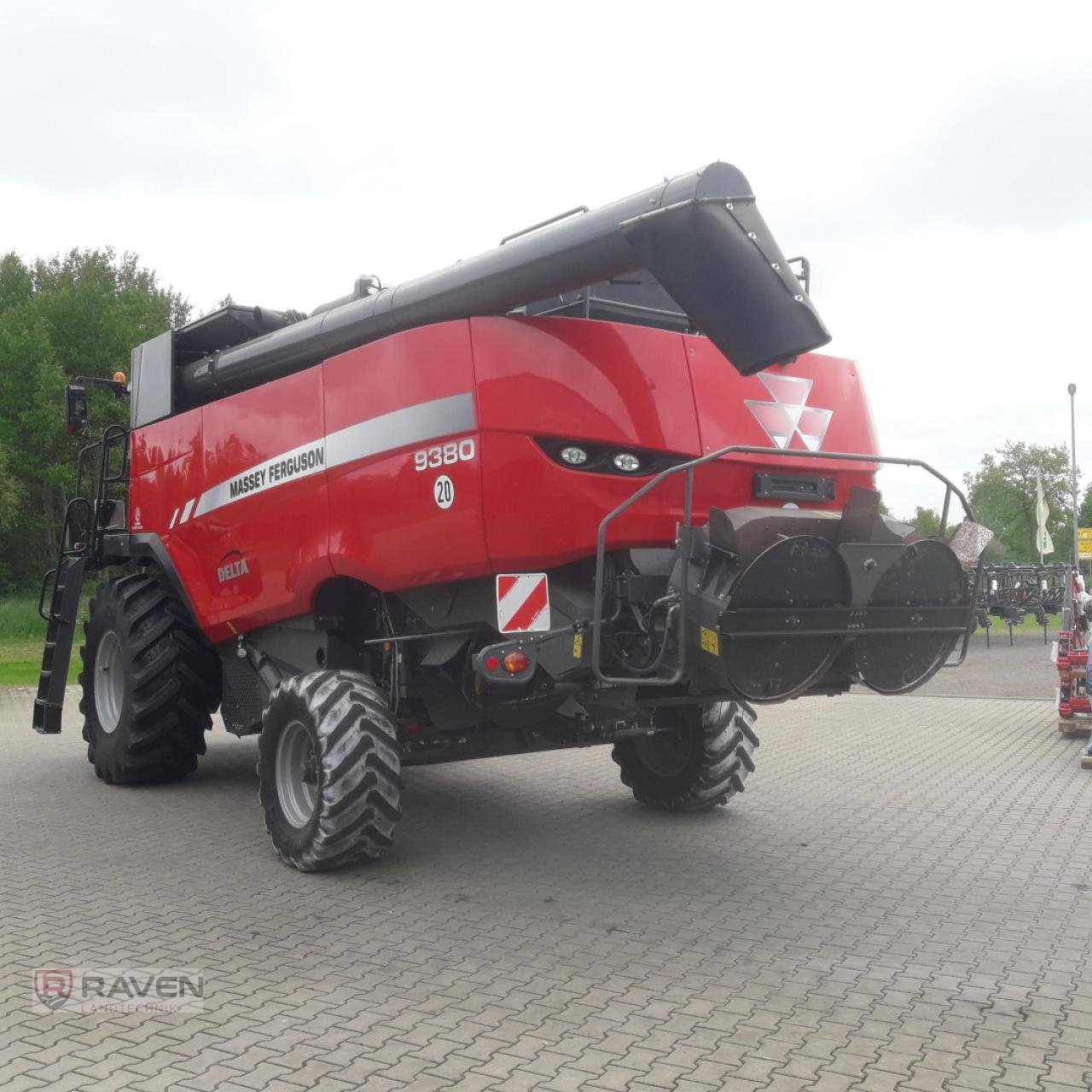 Mähdrescher типа Massey Ferguson 9380 Delta, Gebrauchtmaschine в Sulingen (Фотография 5)