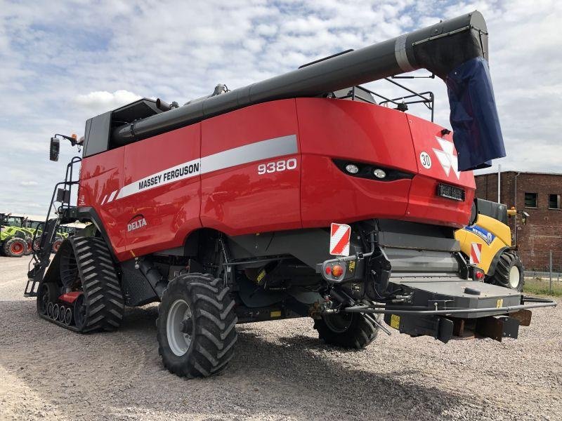 Mähdrescher del tipo Massey Ferguson 9380 Delta, Gebrauchtmaschine In Landsberg (Immagine 5)