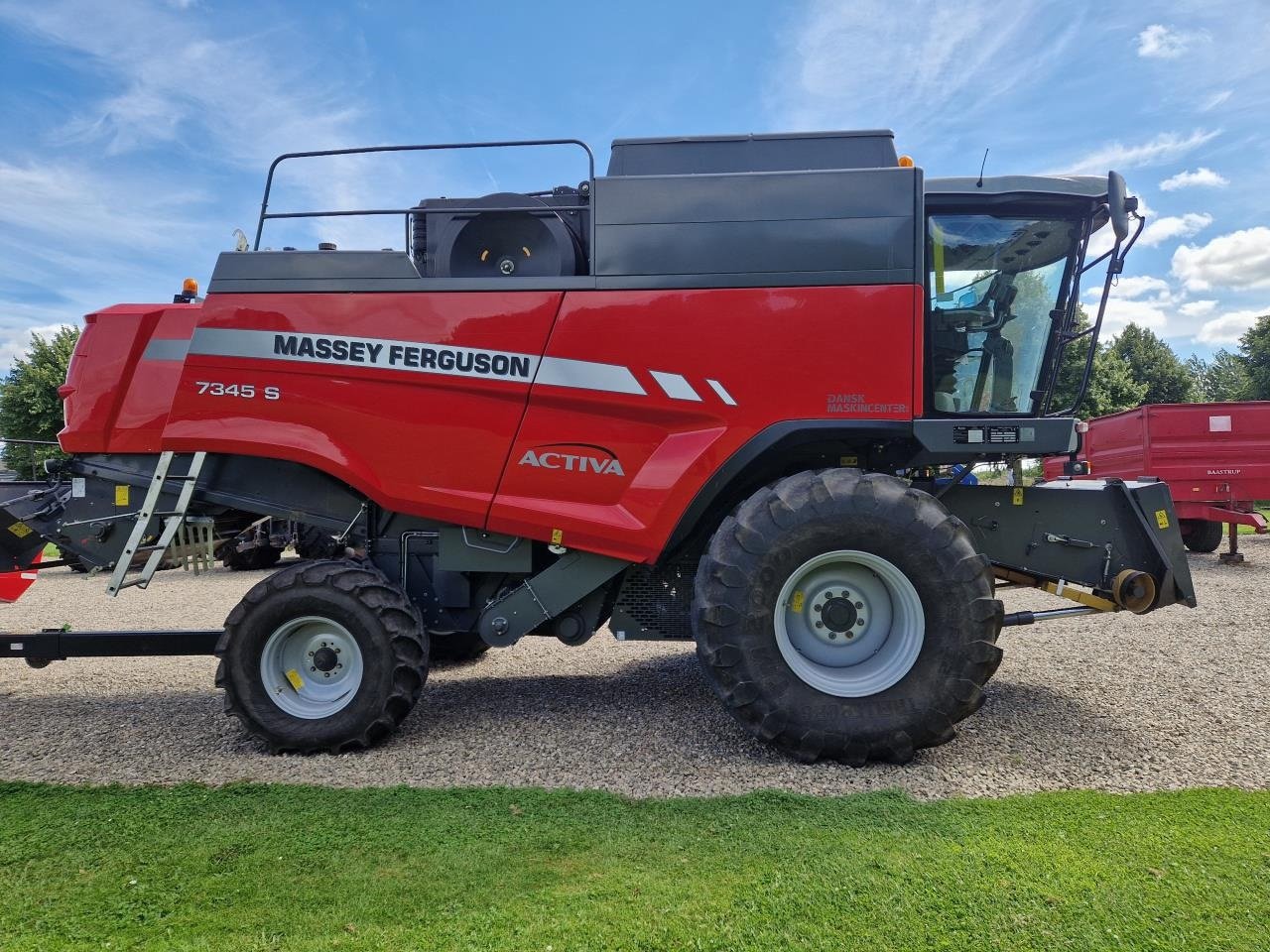 Mähdrescher des Typs Massey Ferguson ACTIVA 7345S, Gebrauchtmaschine in Jelling (Bild 3)