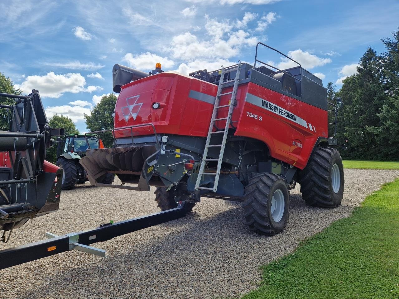 Mähdrescher del tipo Massey Ferguson ACTIVA 7345S, Gebrauchtmaschine en Jelling (Imagen 4)