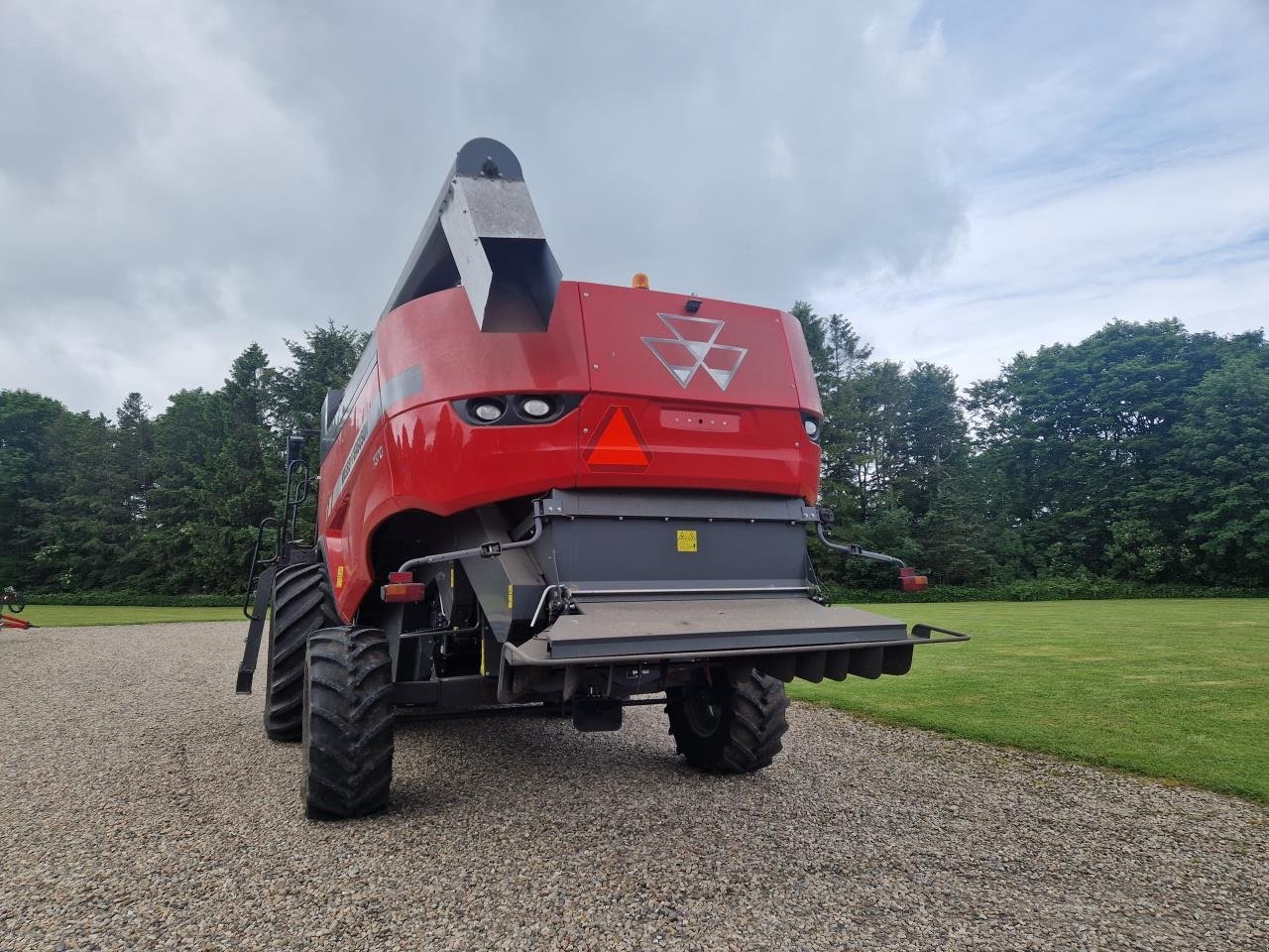 Mähdrescher типа Massey Ferguson BETA 7370 M/25FF SKÆ, Gebrauchtmaschine в Jelling (Фотография 4)