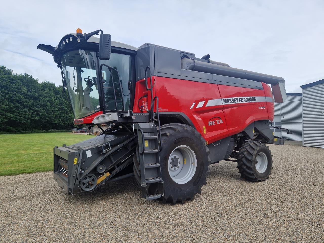 Mähdrescher του τύπου Massey Ferguson BETA 7370 M/25FF SKÆ, Gebrauchtmaschine σε Jelling (Φωτογραφία 1)