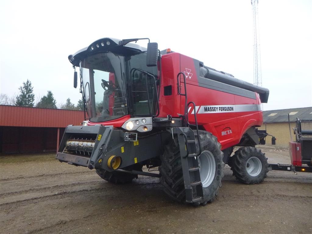 Mähdrescher typu Massey Ferguson KØBES: ACTIVA, BETA, CENTORA, DELTA, Gebrauchtmaschine v Skive (Obrázek 8)