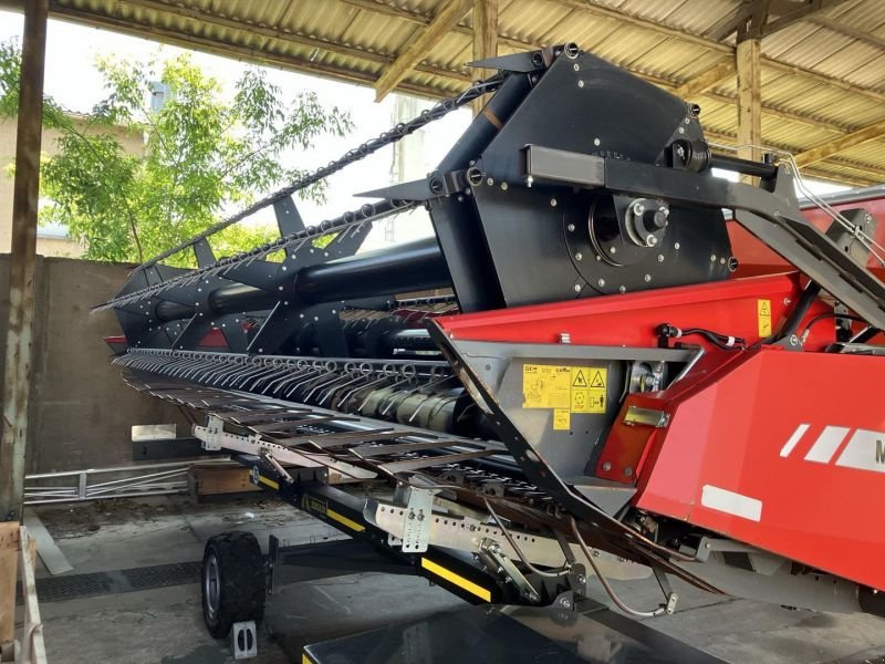 Mähdrescher van het type Massey Ferguson MÄHDRESCHER MF 7360PL BETA, Gebrauchtmaschine in Wurzen (Foto 18)