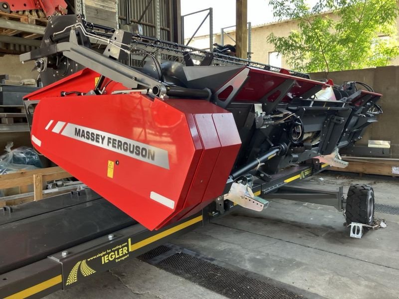 Mähdrescher du type Massey Ferguson MÄHDRESCHER MF 7360PL BETA, Gebrauchtmaschine en Wurzen (Photo 19)