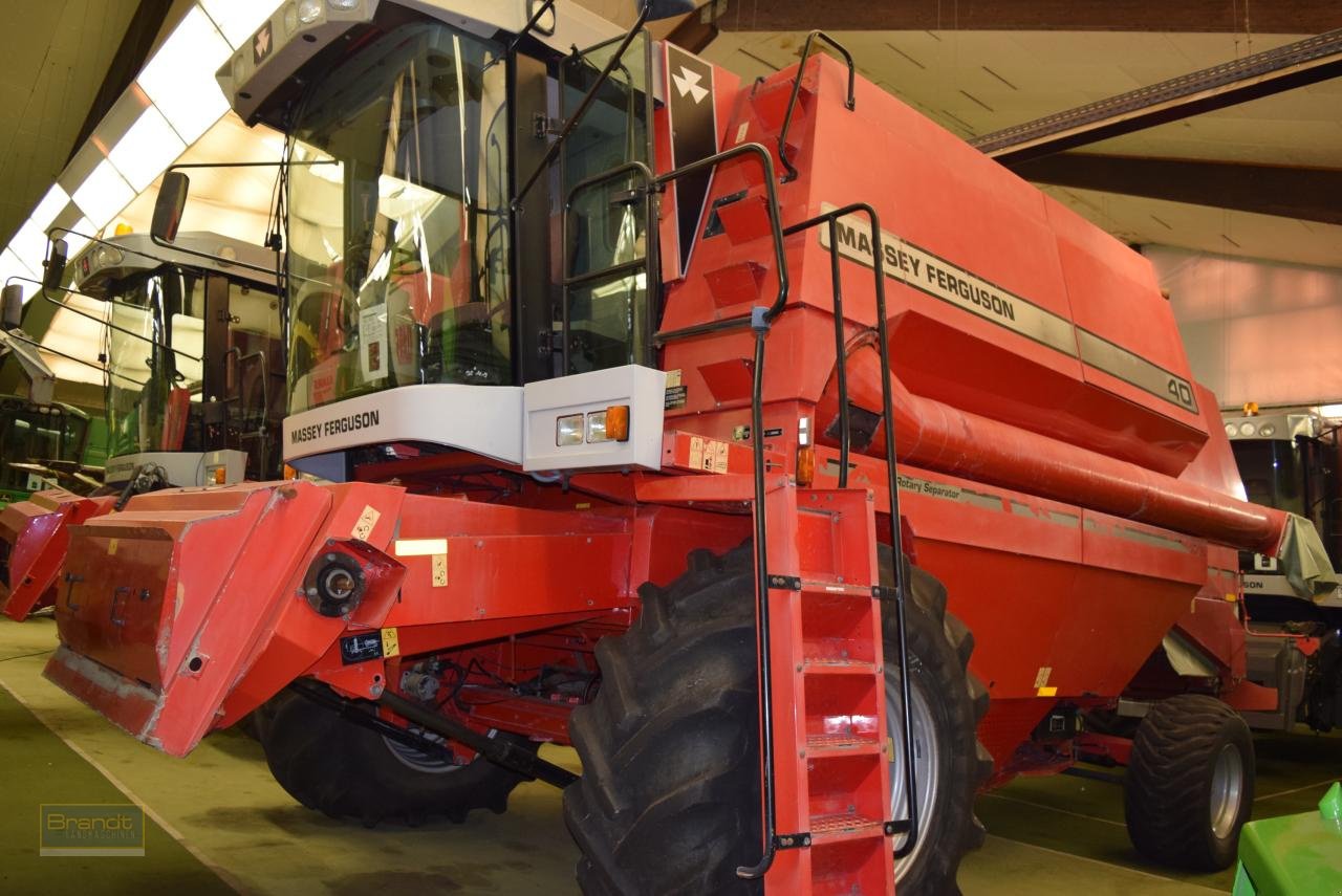 Mähdrescher des Typs Massey Ferguson MF 40 RS, Gebrauchtmaschine in Oyten (Bild 3)