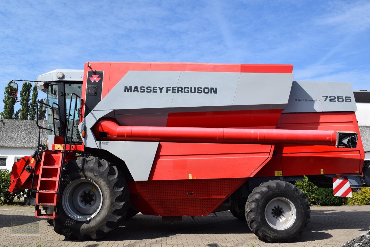 Mähdrescher van het type Massey Ferguson MF 7256, Gebrauchtmaschine in Oyten (Foto 1)