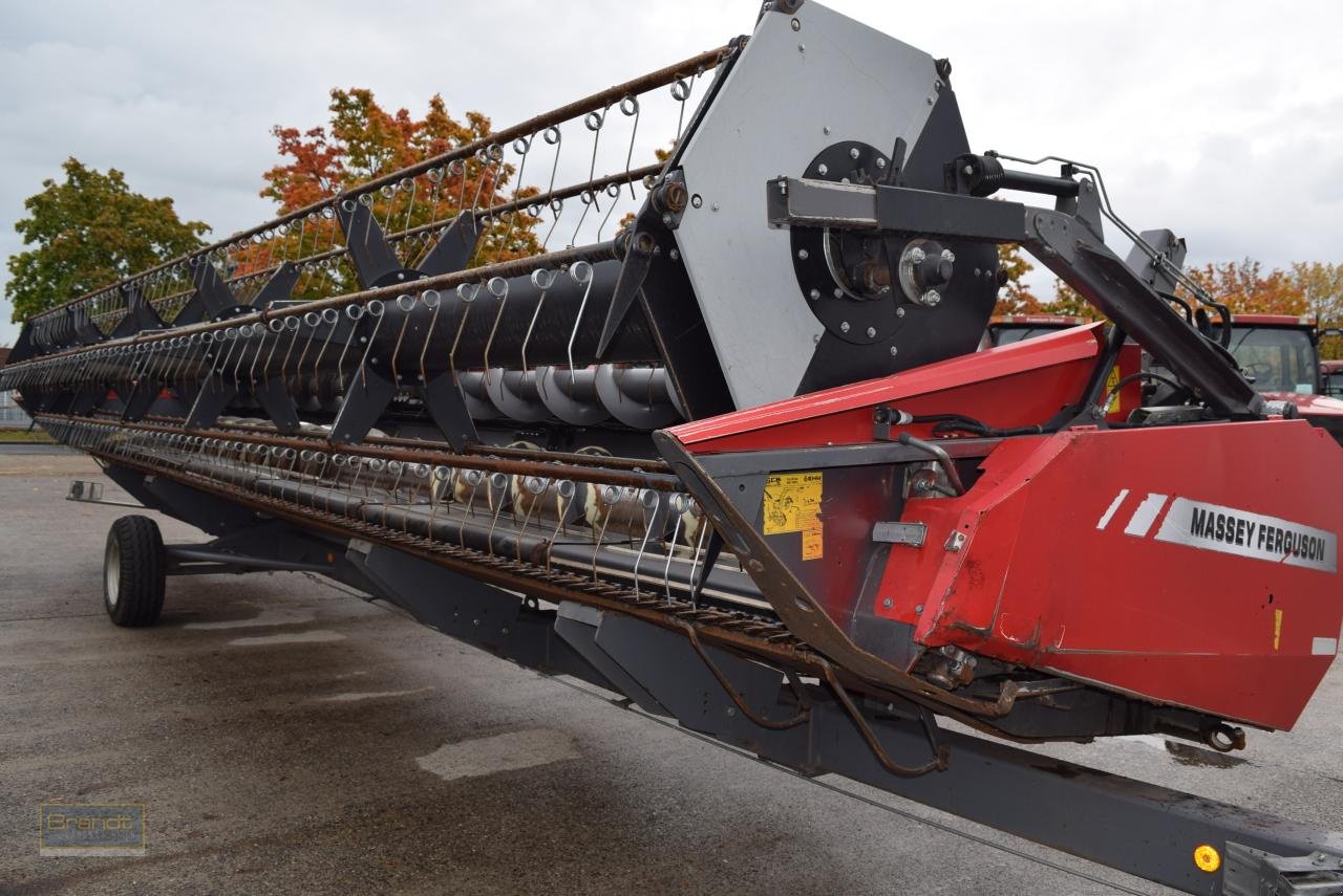 Mähdrescher van het type Massey Ferguson MF 9380 Delta Hybrid, Gebrauchtmaschine in Oyten (Foto 10)