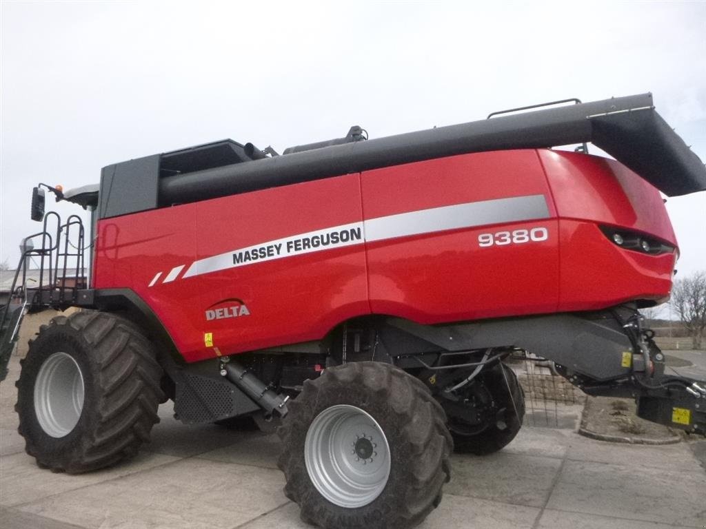 Mähdrescher of the type Massey Ferguson VRIDSTED er køber til din FENDT & MF mejetærsker., Gebrauchtmaschine in Skive (Picture 4)