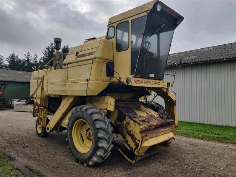 Mähdrescher van het type New Holland 1550S, Gebrauchtmaschine in Hemmet (Foto 2)