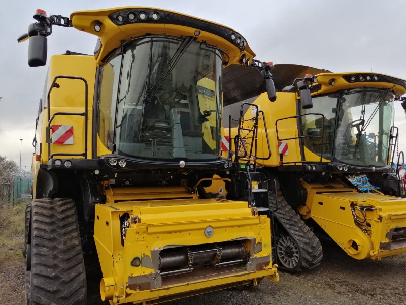 Mähdrescher van het type New Holland CR 10.90 Revelation, Gebrauchtmaschine in Taucha (Foto 1)