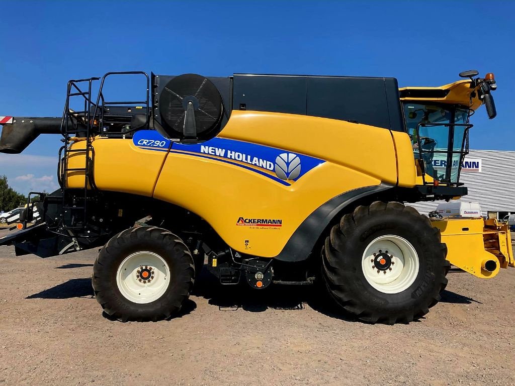 Mähdrescher tipa New Holland CR 7.90, Gebrauchtmaschine u MORHANGE (Slika 5)