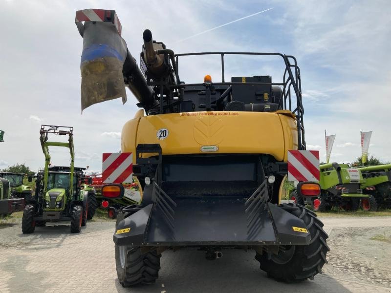 Mähdrescher a típus New Holland CR 8070 T4i, Gebrauchtmaschine ekkor: Schwülper (Kép 7)