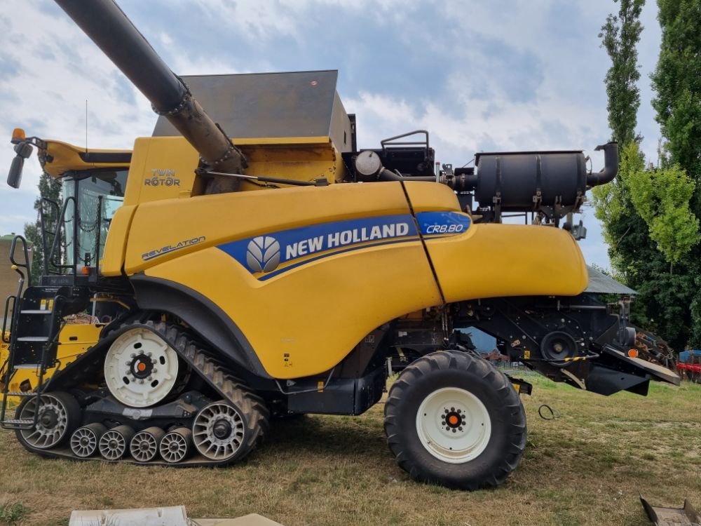 Mähdrescher tip New Holland CR 8.80, Gebrauchtmaschine in FRESNAY LE COMTE (Poză 2)