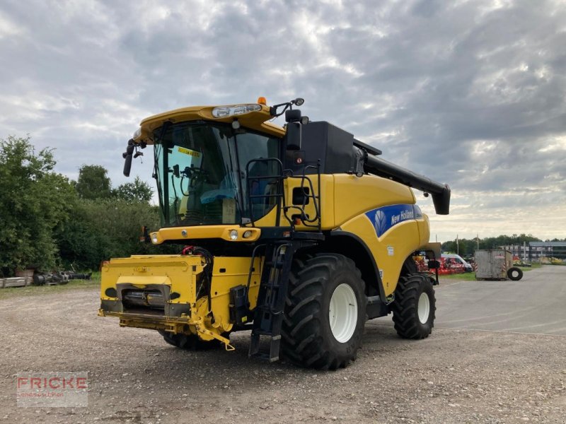 Mähdrescher del tipo New Holland CR 9060, Gebrauchtmaschine In Bockel - Gyhum (Immagine 1)