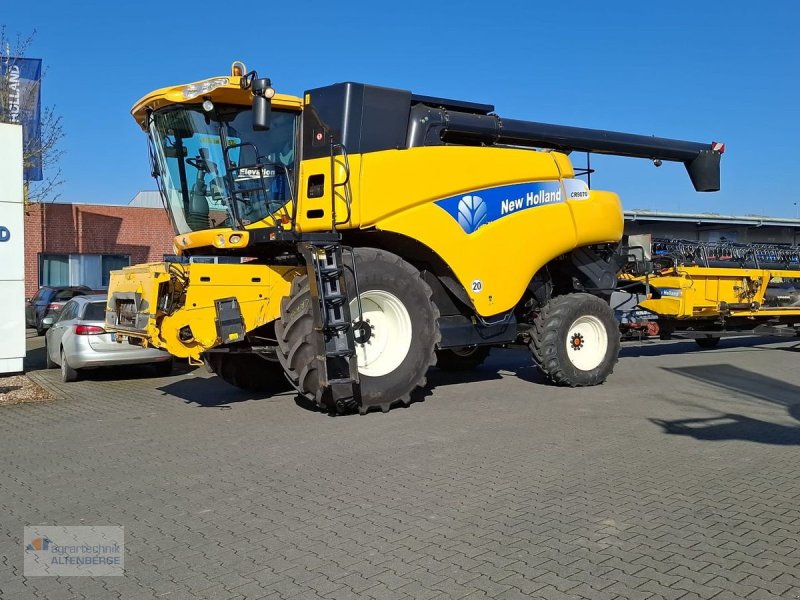 Mähdrescher van het type New Holland CR 9070 Elevation, Gebrauchtmaschine in Altenberge (Foto 1)